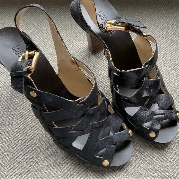 Michael Kors Peep-toe Sandal - Picture 3 of 8